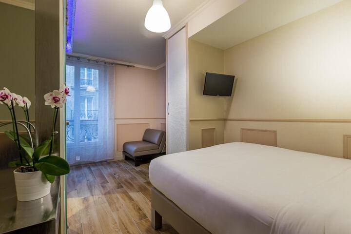 Room 13 of 60