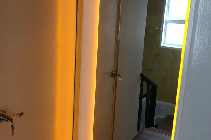 Room 14 of 28