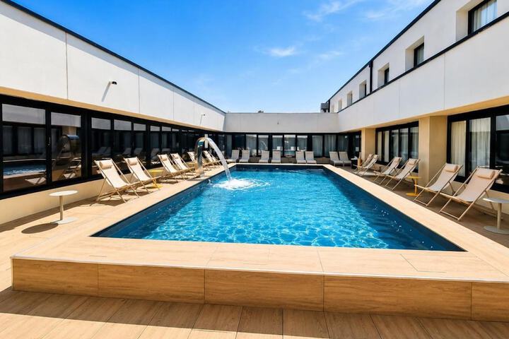 Pool 58 of 89