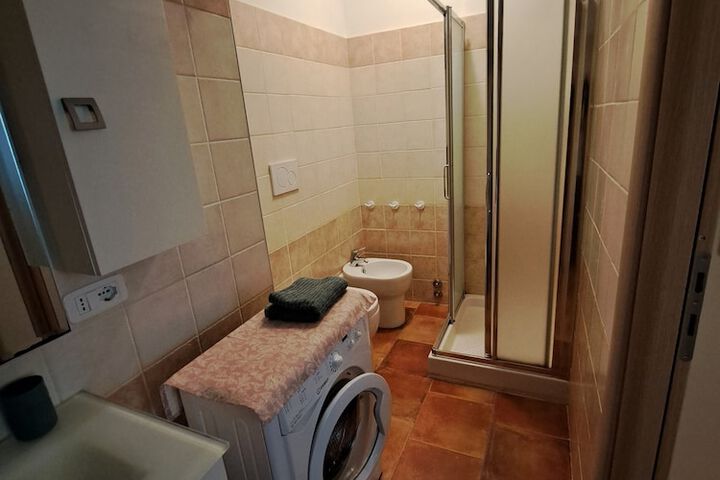 Room 10 of 23
