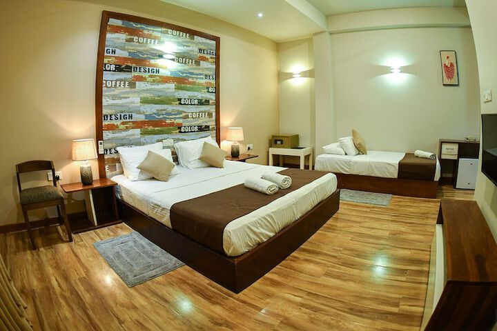 Room 20 of 171