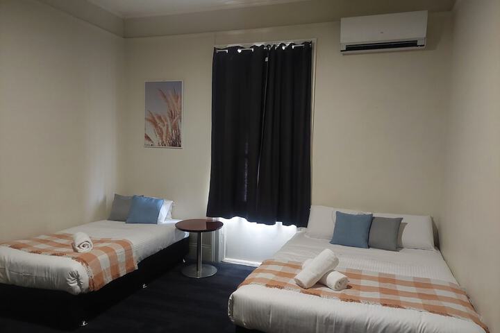 Room 12 of 24