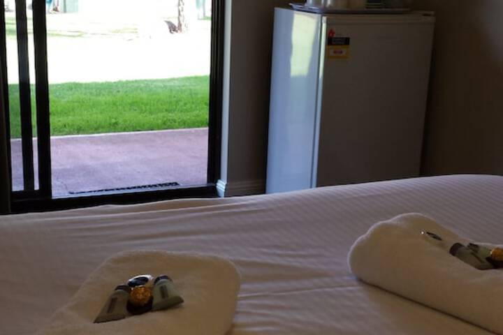 Room 2 of 50