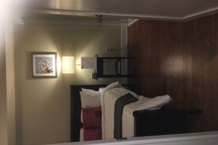 Room 18 of 71