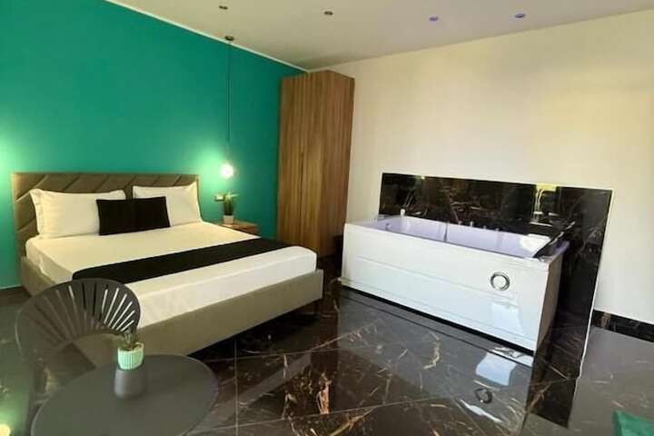 HOTEL MOVIDA in Casoria