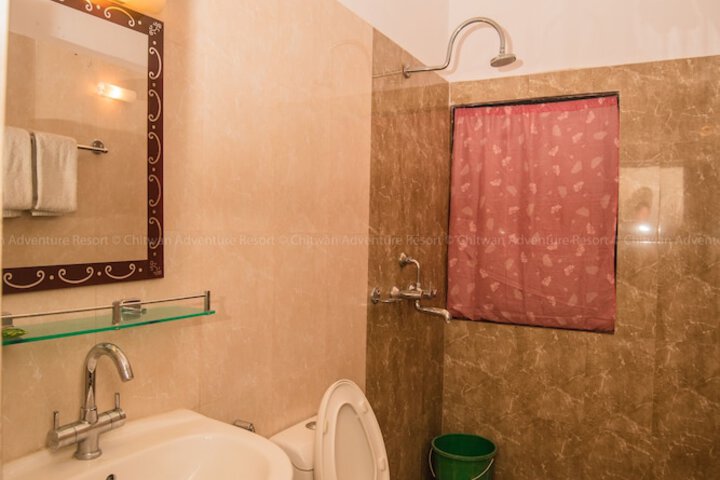Room 17 of 38