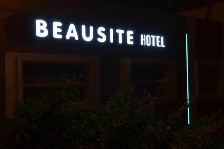 Hotel 56 of 56