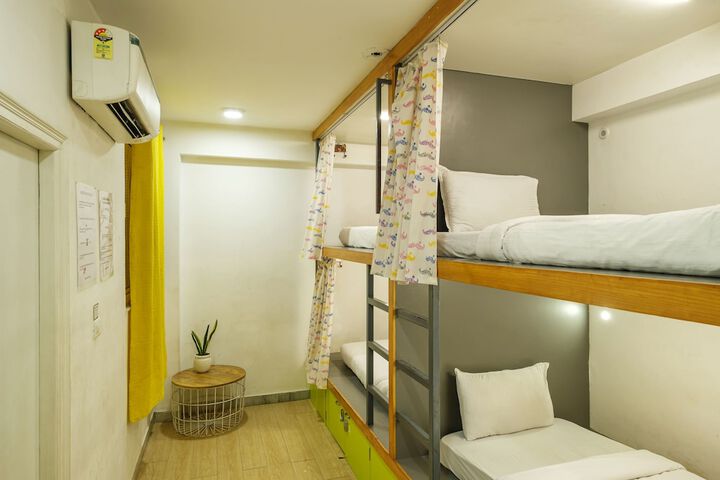 Room 20 of 75
