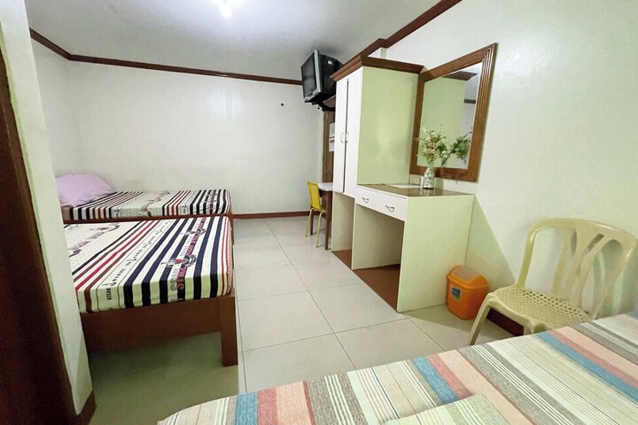 Room 5 of 55