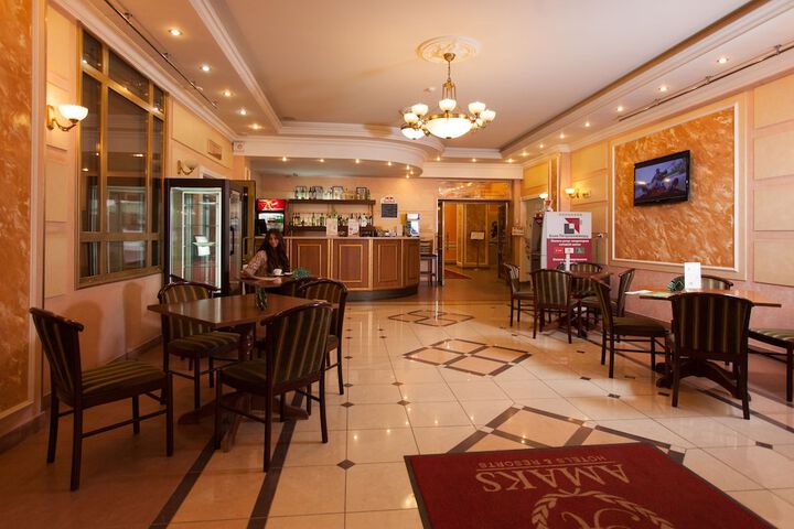 Hotel 3 of 63