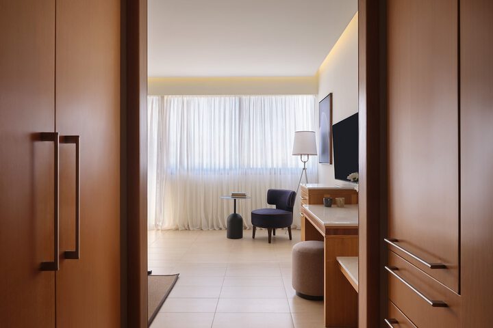 Room 17 of 75