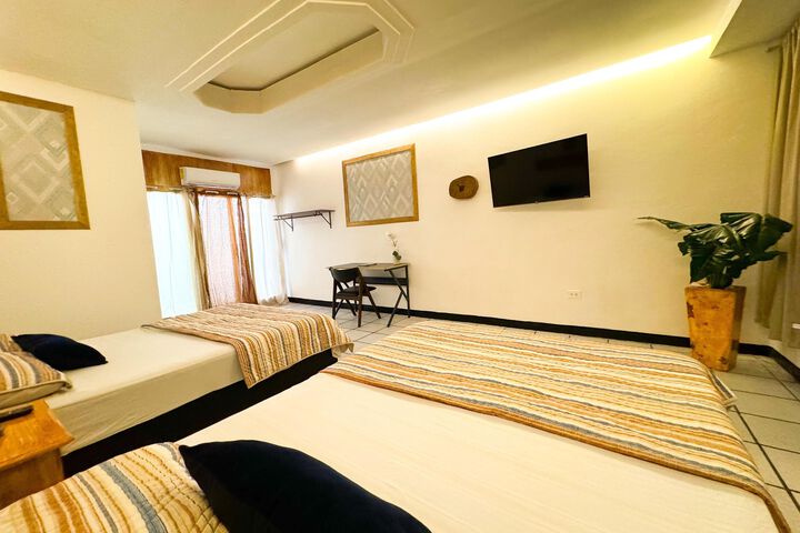 Room 43 of 47