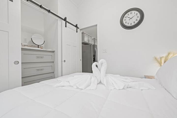 Room 2 of 30