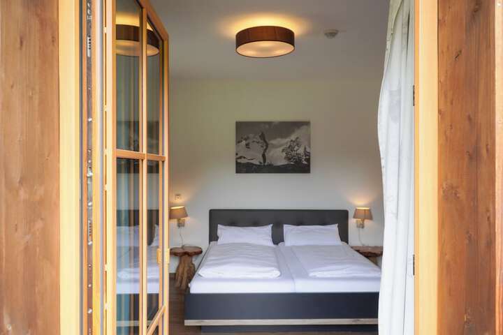 Room 18 of 29