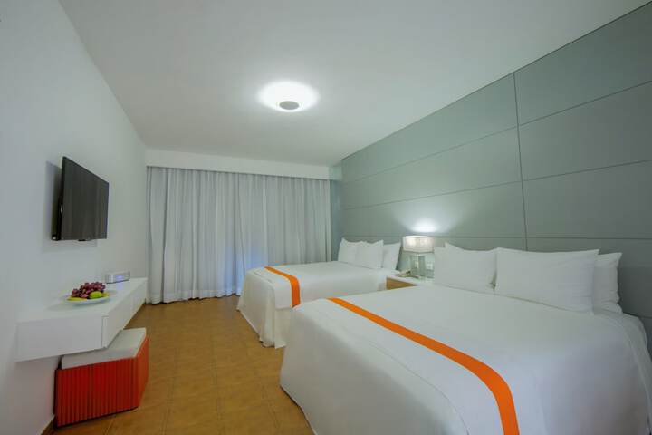 Room 9 of 67