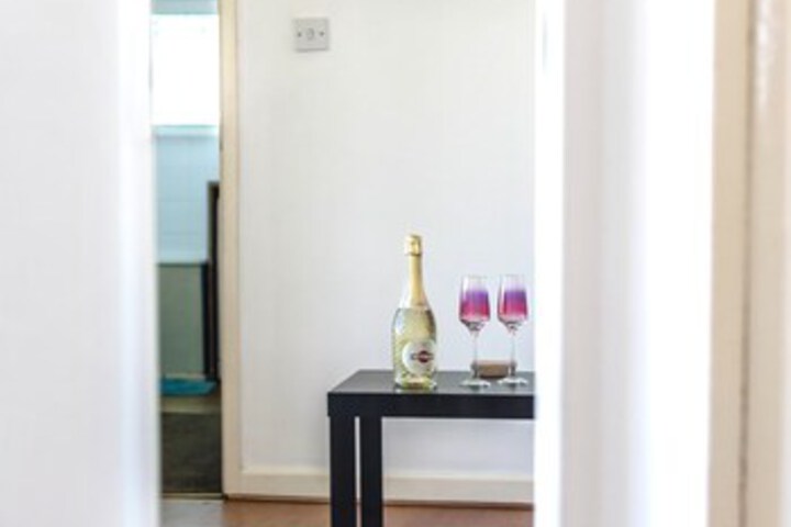 Room 17 of 26