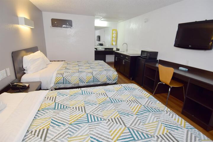 Room 8 of 26
