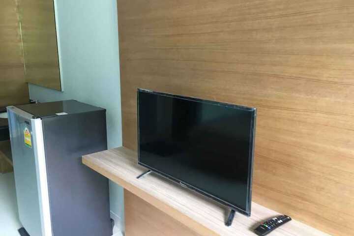 Room 11 of 21
