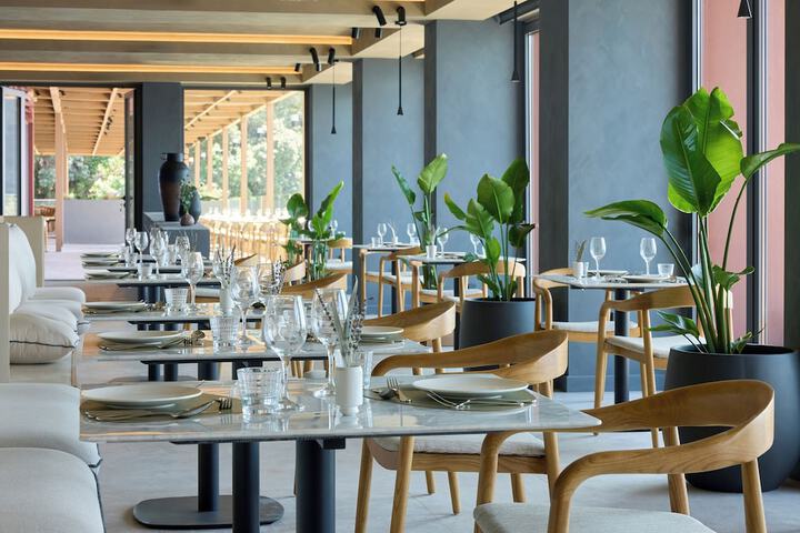 Dining 102 of 160