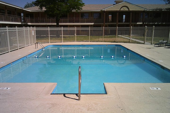 Pools & Facilities