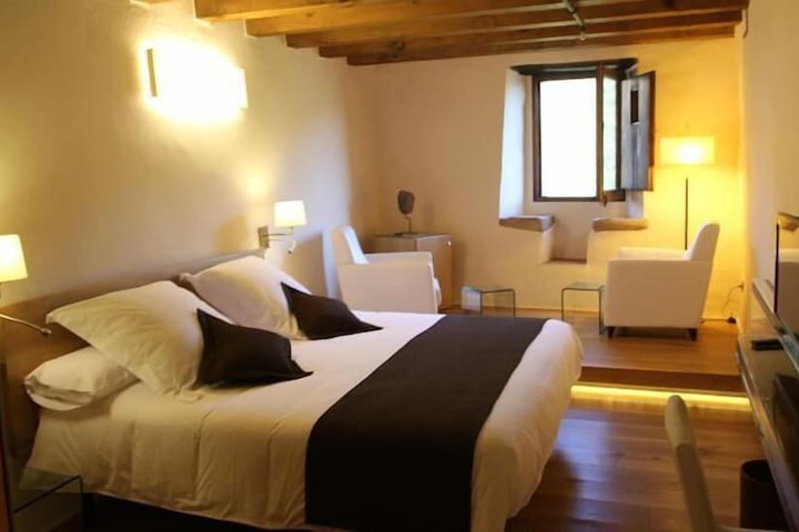 Room 17 of 75