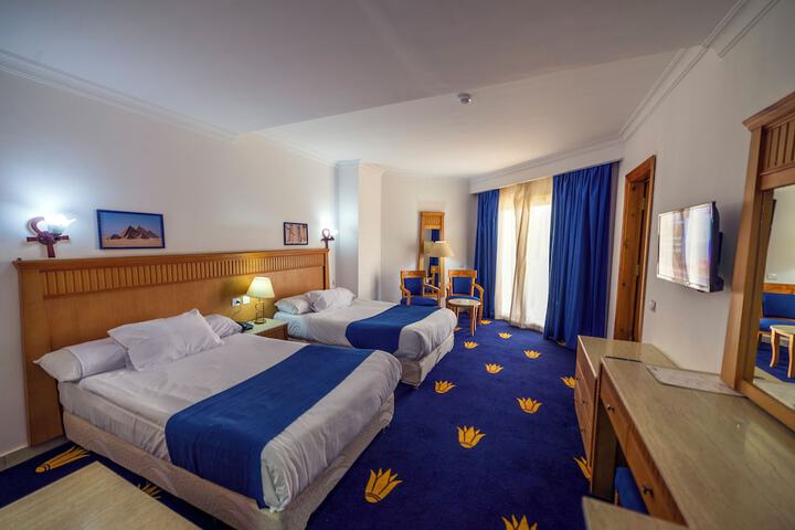 Room 38 of 109