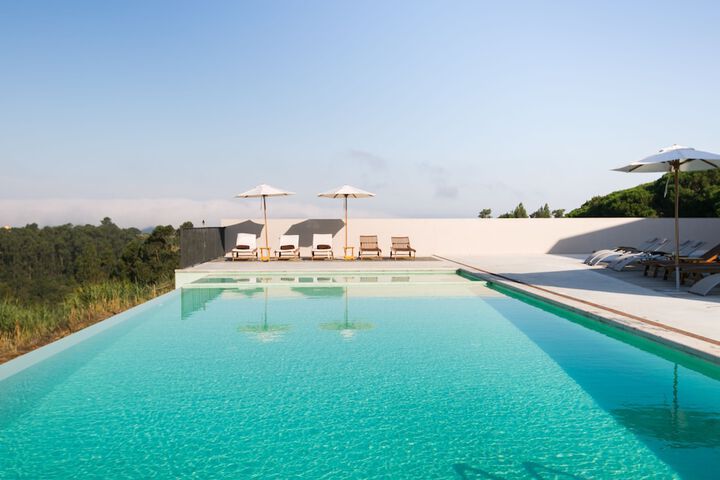 Pool 25 of 64
