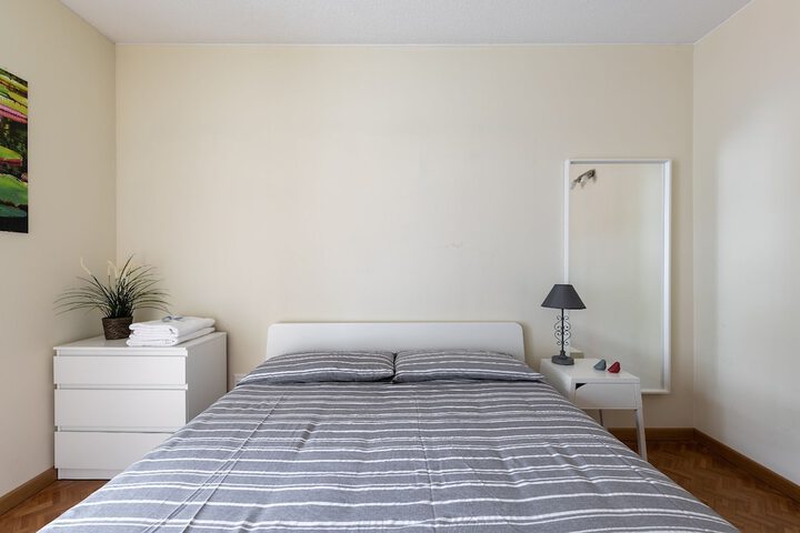 Room 32 of 124