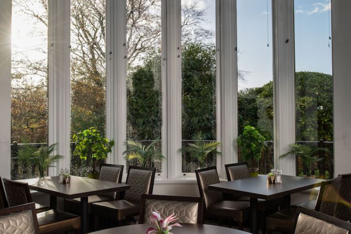 Dining Photos
