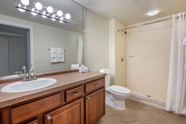 Bathroom shower