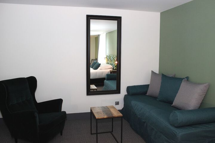 Room 18 of 59