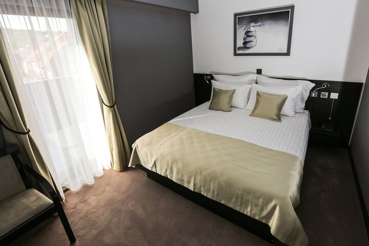 Room 20 of 86