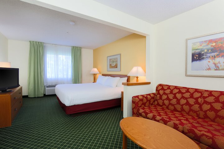 Standard | King Bed (15 of 16)