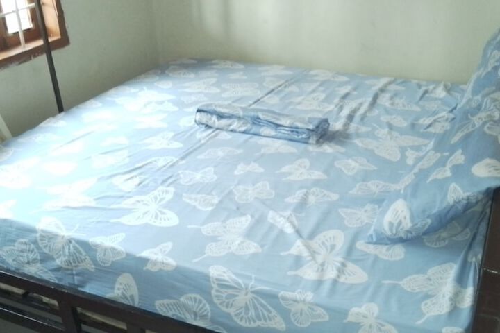 Room 3 of 13