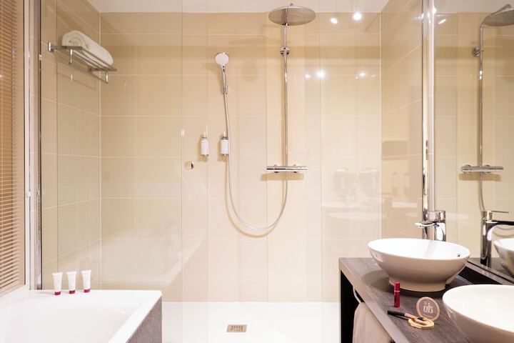 Bath Interior