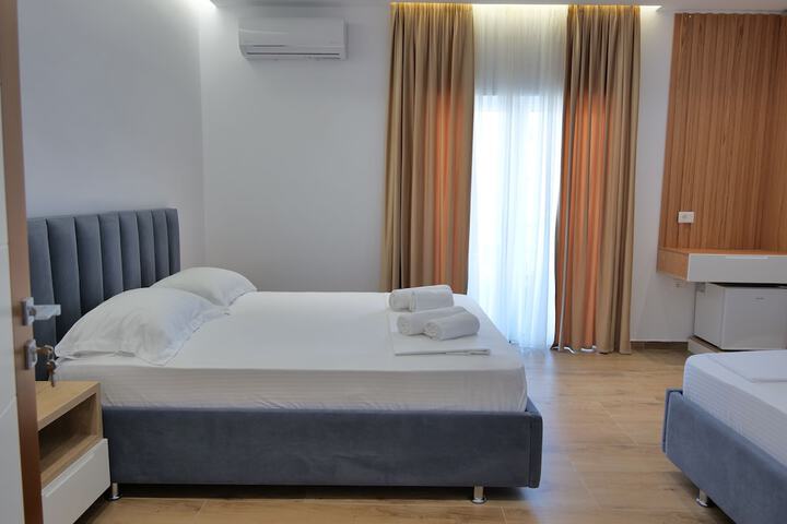 Room 21 of 53