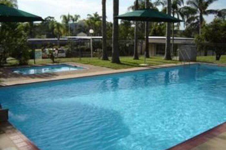 Pool 42 of 45