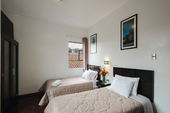 Room 60 of 176