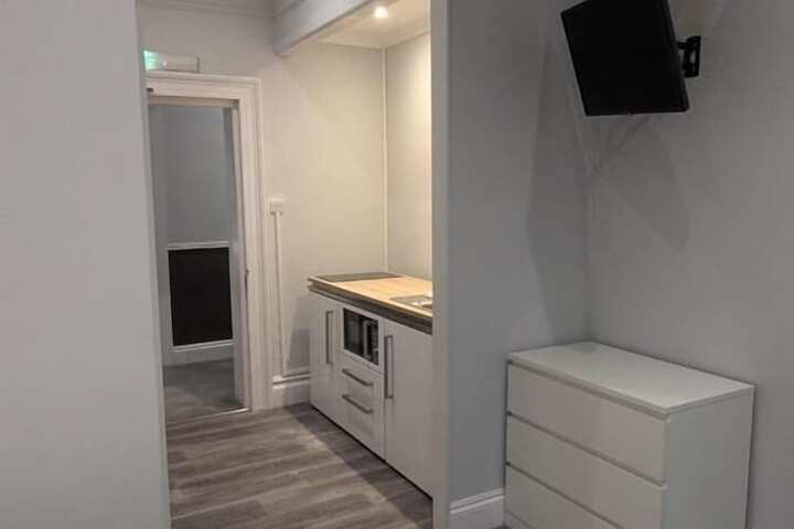Room 10 of 49