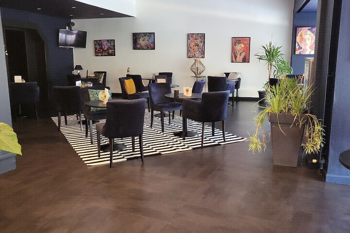 Lobby Entry