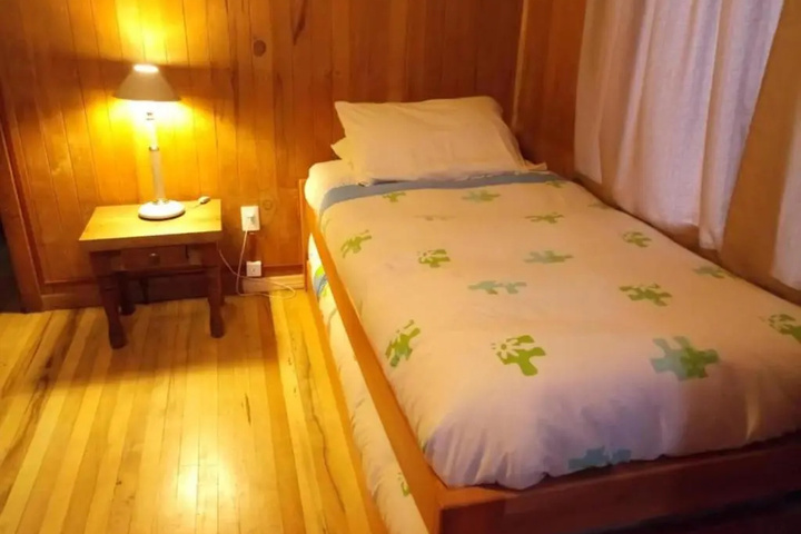 Room 2 of 19