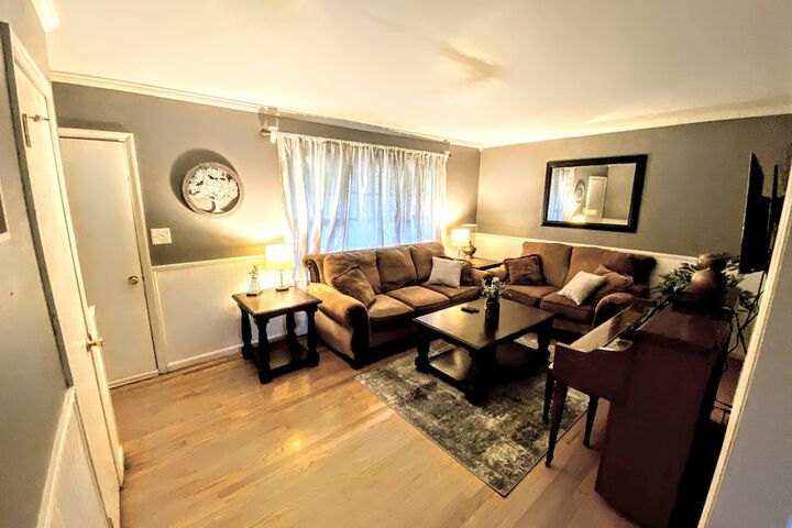 Room 42 of 150