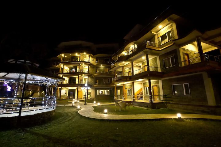 Hotel Exterior 57 of 75