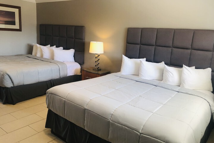 Double Accessible King Size Bed (18 of 22)