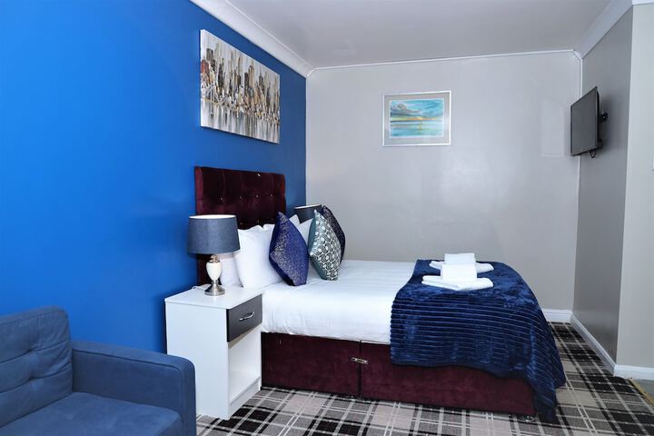 Room 9 of 45