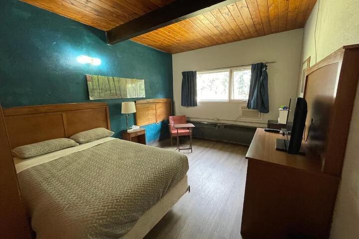 Room 7 of 20