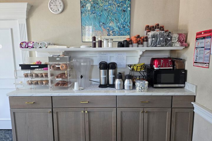 Breakfast area