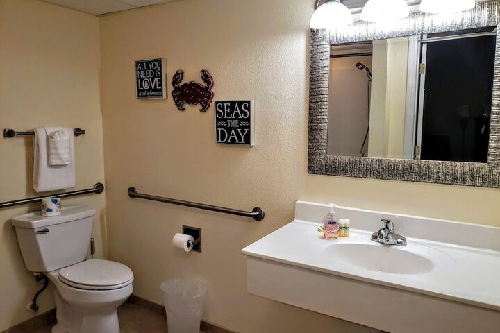Room 25 of 25