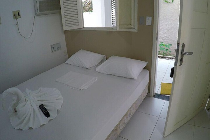 Room 7 of 40