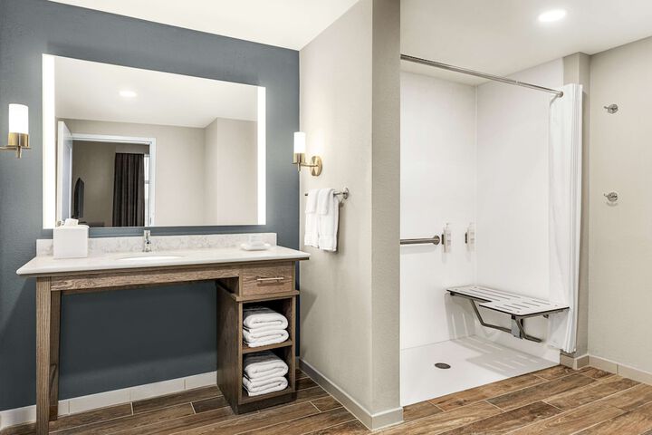 Bathroom shower
